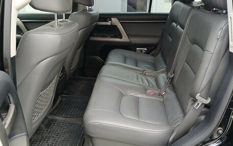 Toyota Land Cruiser 200, 2008 год, 2 740 000 рублей, 24 фотография