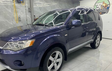 Mitsubishi Outlander III рестайлинг 3, 2008 год, 850 000 рублей, 5 фотография