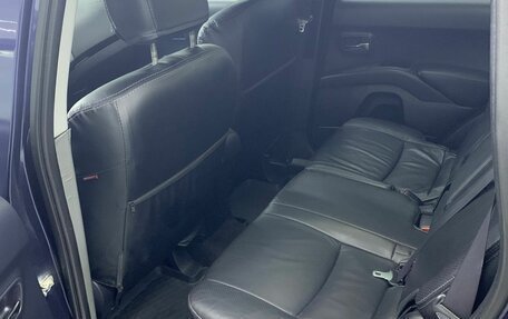 Mitsubishi Outlander III рестайлинг 3, 2008 год, 850 000 рублей, 10 фотография