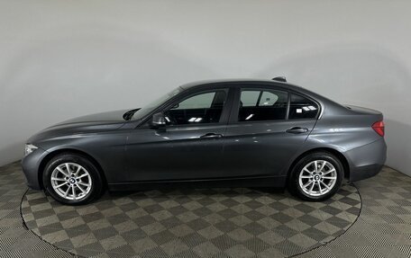 BMW 3 серия, 2018 год, 2 400 000 рублей, 5 фотография