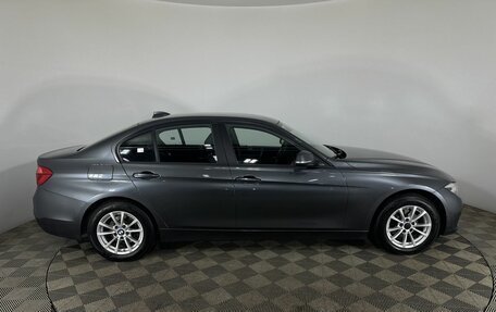 BMW 3 серия, 2018 год, 2 400 000 рублей, 4 фотография