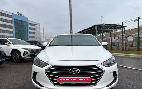 Hyundai Elantra VI рестайлинг, 2018 год, 1 450 000 рублей, 7 фотография
