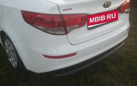 KIA Rio III рестайлинг, 2016 год, 10 110 000 рублей, 2 фотография