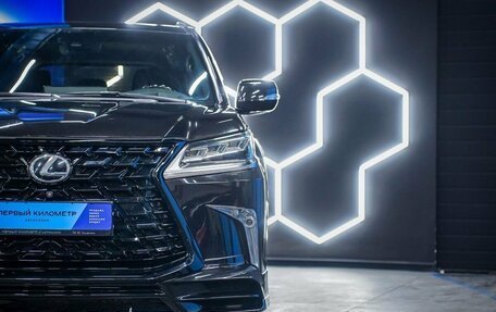 Lexus LX III, 2018 год, 9 800 000 рублей, 16 фотография