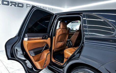 Porsche Cayenne III, 2011 год, 2 500 000 рублей, 24 фотография