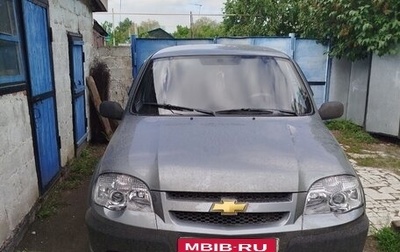 Chevrolet Niva I рестайлинг, 2011 год, 500 000 рублей, 1 фотография