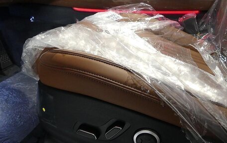 Genesis GV70, 2025 год, 6 000 000 рублей, 12 фотография