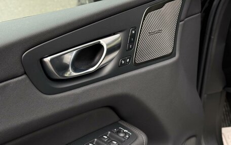 Volvo XC60 II, 2025 год, 9 870 000 рублей, 6 фотография
