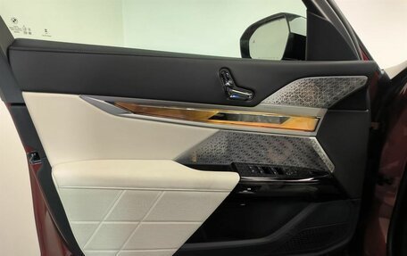 BMW 7 серия, 2025 год, 21 фотография