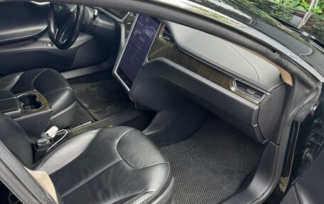 Tesla Model S I, 2013 год, 2 000 000 рублей, 7 фотография