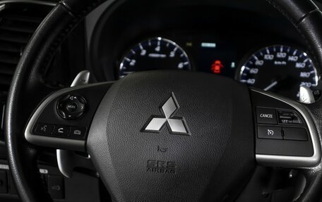 Mitsubishi Outlander III рестайлинг 3, 2014 год, 1 695 000 рублей, 14 фотография