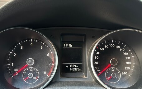 Volkswagen Golf VI, 2010 год, 800 000 рублей, 12 фотография