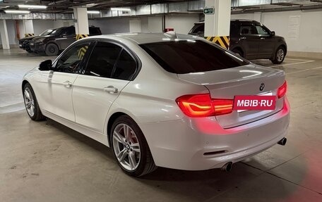 BMW 3 серия, 2017 год, 1 880 000 рублей, 6 фотография