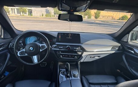 BMW 5 серия, 2018 год, 2 900 000 рублей, 6 фотография
