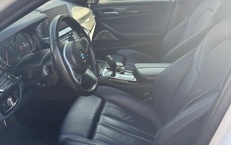 BMW 5 серия, 2018 год, 2 900 000 рублей, 8 фотография