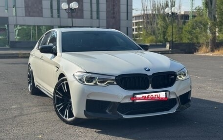 BMW 5 серия, 2018 год, 2 900 000 рублей, 4 фотография