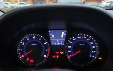 Hyundai Solaris II рестайлинг, 2013 год, 690 000 рублей, 6 фотография