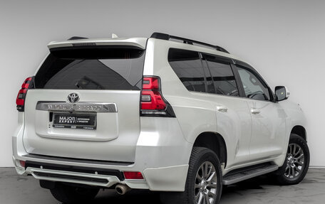 Toyota Land Cruiser Prado 150 рестайлинг 2, 2020 год, 4 500 000 рублей, 5 фотография