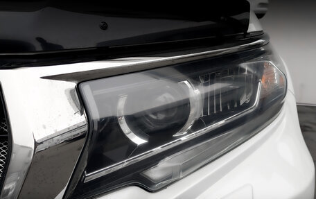 Toyota Land Cruiser Prado 150 рестайлинг 2, 2020 год, 4 500 000 рублей, 17 фотография
