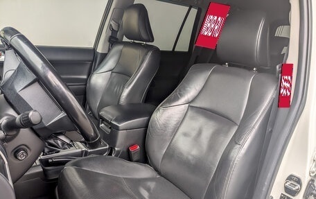 Toyota Land Cruiser Prado 150 рестайлинг 2, 2020 год, 4 500 000 рублей, 20 фотография