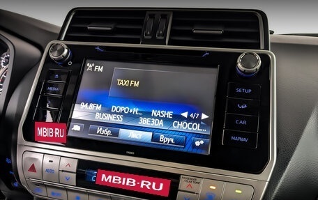 Toyota Land Cruiser Prado 150 рестайлинг 2, 2020 год, 4 500 000 рублей, 27 фотография