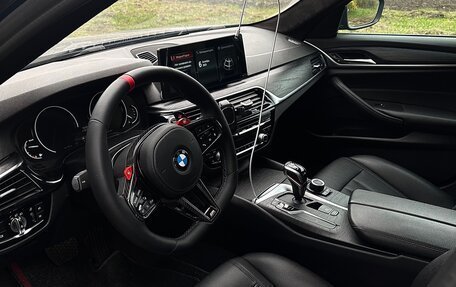 BMW 5 серия, 2018 год, 2 500 000 рублей, 3 фотография