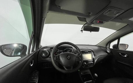 Renault Kaptur I рестайлинг, 2017 год, 1 200 000 рублей, 13 фотография