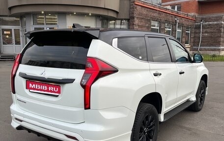 Mitsubishi Montero Sport, 2022 год, 4 100 000 рублей, 6 фотография