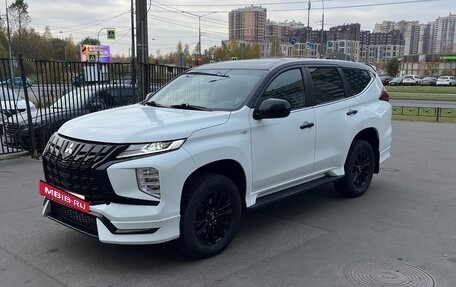 Mitsubishi Montero Sport, 2022 год, 4 100 000 рублей, 3 фотография