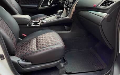 Mitsubishi Montero Sport, 2022 год, 4 100 000 рублей, 19 фотография