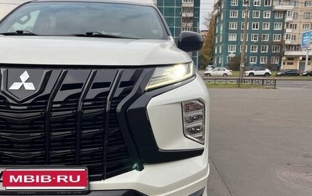 Mitsubishi Montero Sport, 2022 год, 4 100 000 рублей, 9 фотография