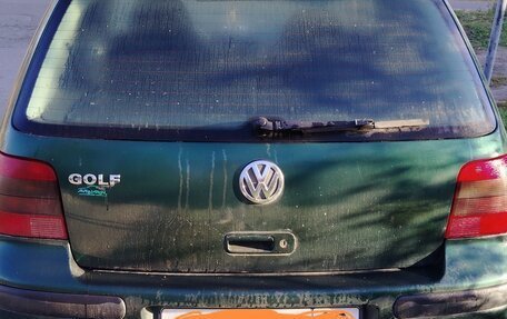 Volkswagen Golf IV, 1998 год, 230 000 рублей, 2 фотография