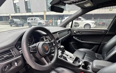 Porsche Macan I рестайлинг, 2022 год, 5 600 000 рублей, 10 фотография