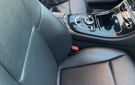 Mercedes-Benz E-Класс, 2019 год, 2 600 000 рублей, 5 фотография