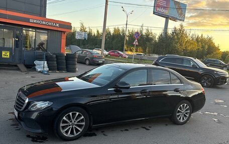 Mercedes-Benz E-Класс, 2019 год, 2 600 000 рублей, 17 фотография