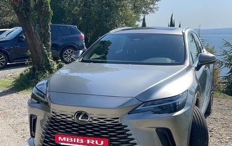 Lexus RX IV рестайлинг, 2022 год, 10 140 000 рублей, 12 фотография