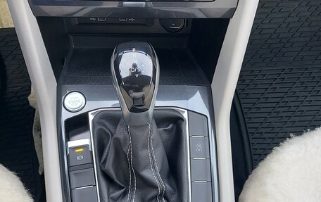 Volkswagen Tiguan II, 2022 год, 3 650 000 рублей, 10 фотография