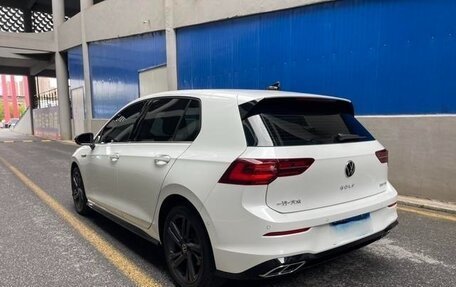 Volkswagen Golf VIII, 2022 год, 2 100 000 рублей, 8 фотография