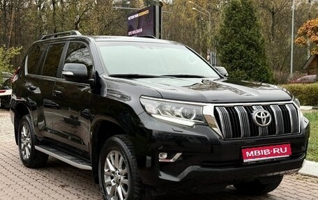 Toyota Land Cruiser Prado 150 рестайлинг 2, 2019 год, 4 950 000 рублей, 1 фотография