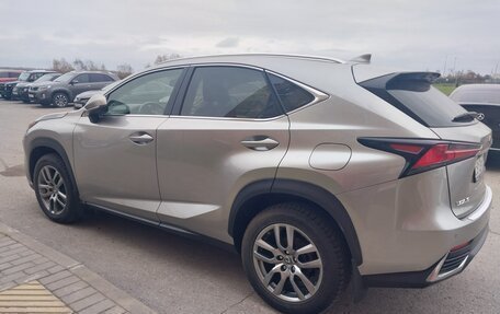 Lexus NX I, 2018 год, 2 780 000 рублей, 5 фотография