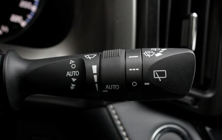 Toyota RAV4, 2019 год, 3 000 000 рублей, 12 фотография