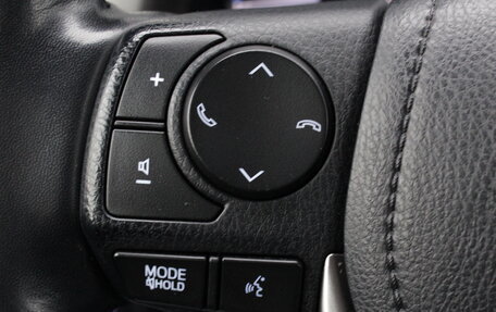 Toyota RAV4, 2019 год, 3 000 000 рублей, 13 фотография