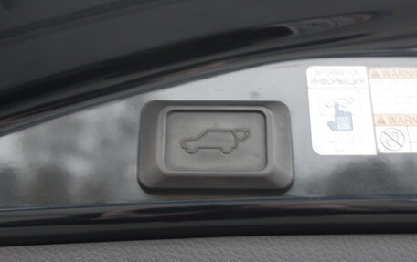 Toyota RAV4, 2019 год, 3 000 000 рублей, 26 фотография