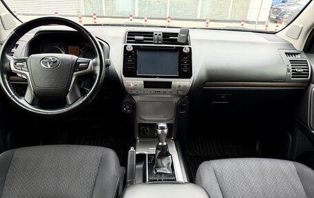 Toyota Land Cruiser Prado 150 рестайлинг 2, 2019 год, 4 950 000 рублей, 11 фотография