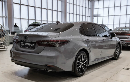 Toyota Camry, 2021 год, 2 750 000 рублей, 5 фотография