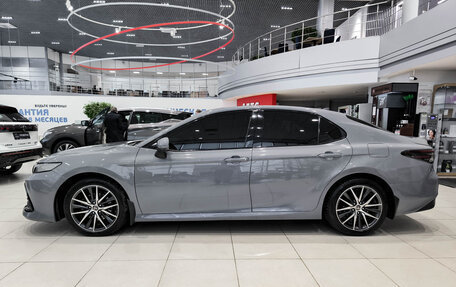 Toyota Camry, 2021 год, 2 750 000 рублей, 8 фотография