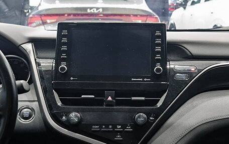 Toyota Camry, 2021 год, 2 750 000 рублей, 15 фотография