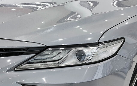 Toyota Camry, 2021 год, 2 750 000 рублей, 17 фотография