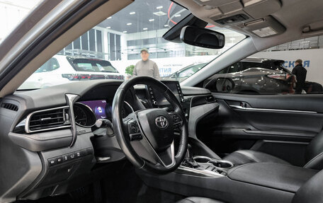 Toyota Camry, 2021 год, 2 750 000 рублей, 16 фотография