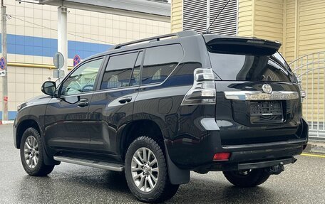 Toyota Land Cruiser Prado 150 рестайлинг 2, 2016 год, 4 200 000 рублей, 4 фотография